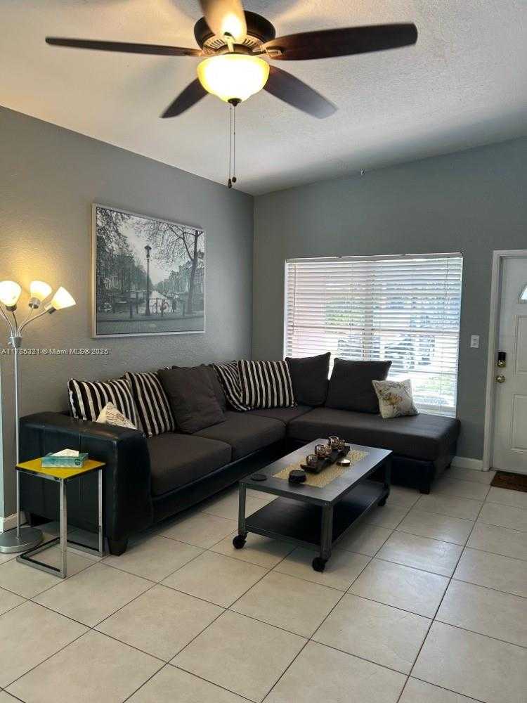 Small Image of 1737 NORTH EAST 17TH TER #1, Fort Lauderdale Number 11