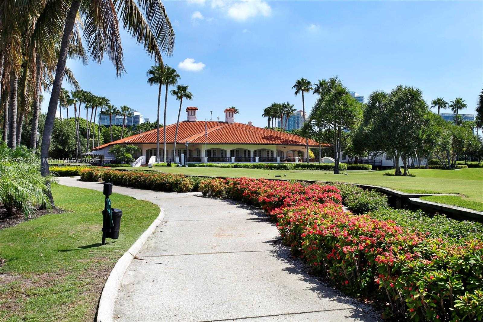 Small Image of 19152 FISHER ISLAND DR #19152, Miami Beach Number 33