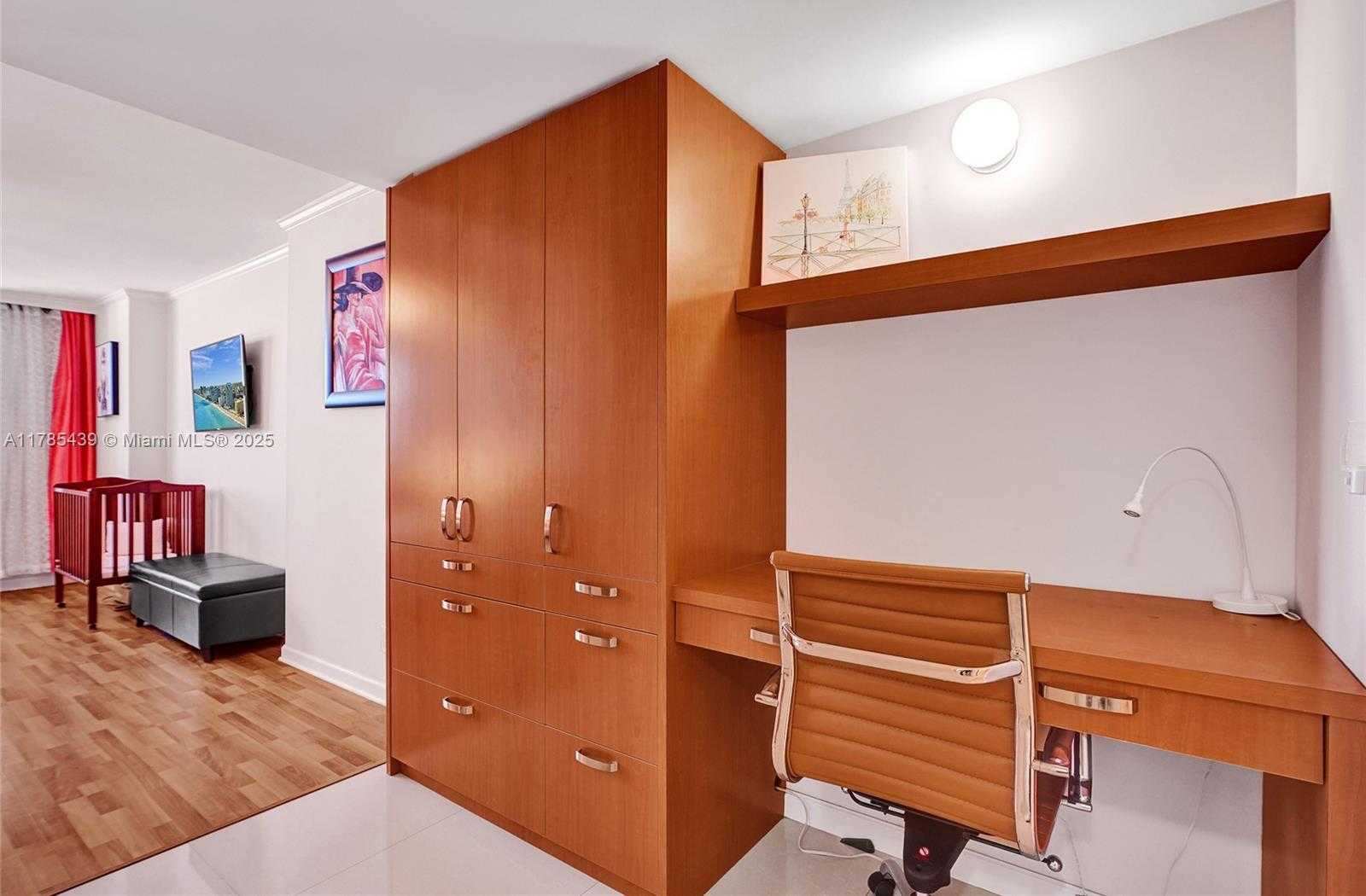 Small Image of 2401 SOUTH OCEAN DR #802 (Available June 1), Hollywood Number 17