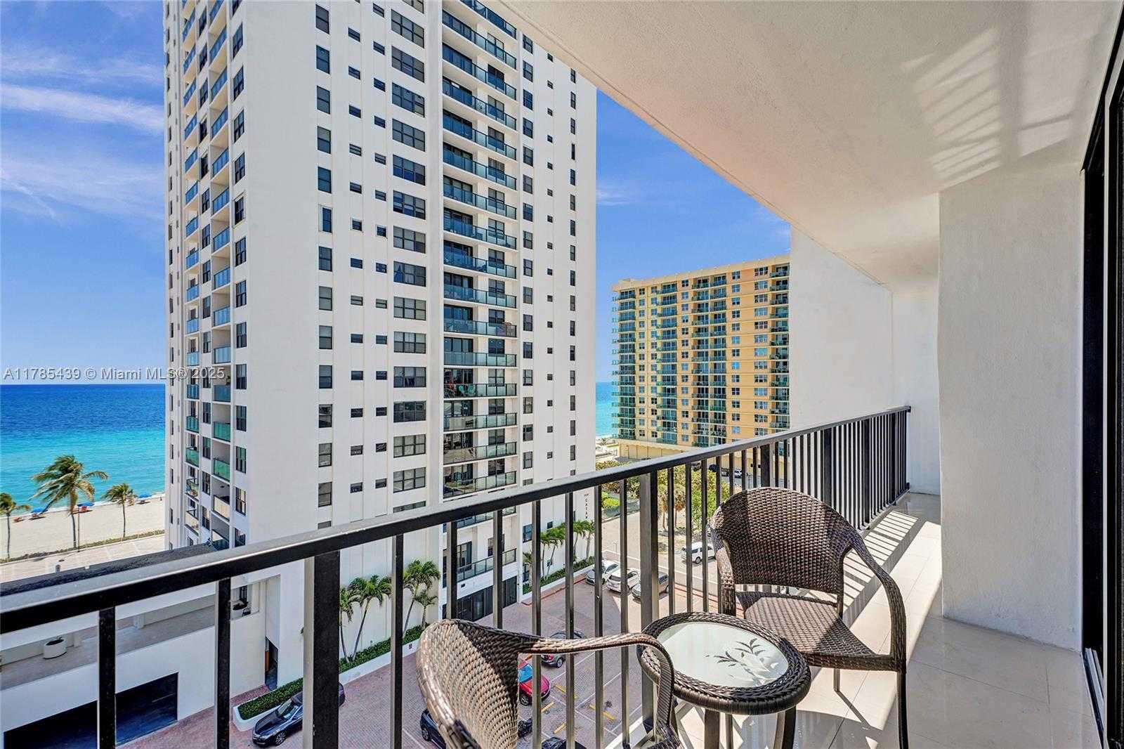 Small Image of 2401 SOUTH OCEAN DR #802 (Available June 1), Hollywood Number 27