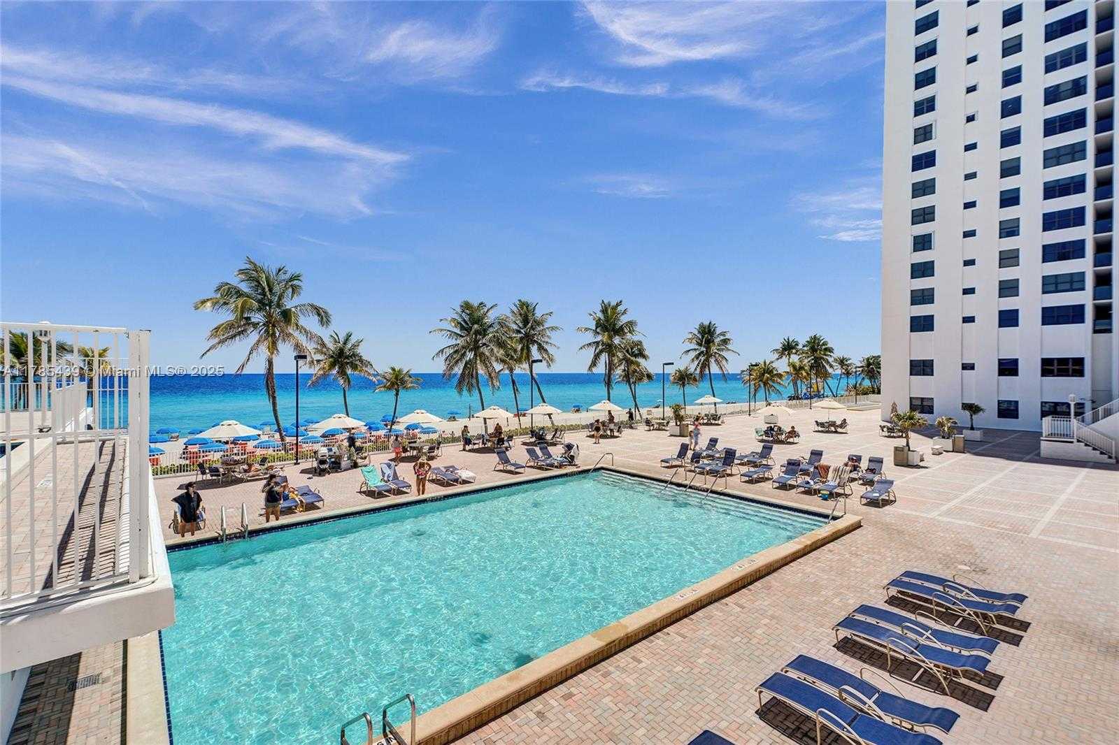 Small Image of 2401 SOUTH OCEAN DR #802 (Available June 1), Hollywood Number 37