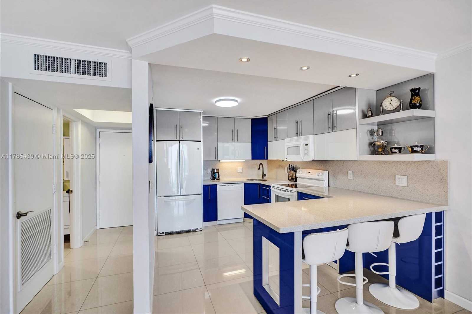 Small Image of 2401 SOUTH OCEAN DR #802 (Available June 1), Hollywood Number 5