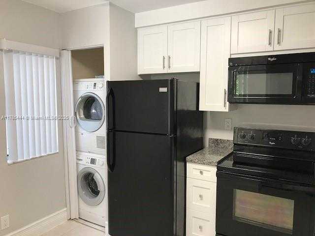 Small Image of 13902 SOUTH WEST 91ST TER #13902, Miami Number 2