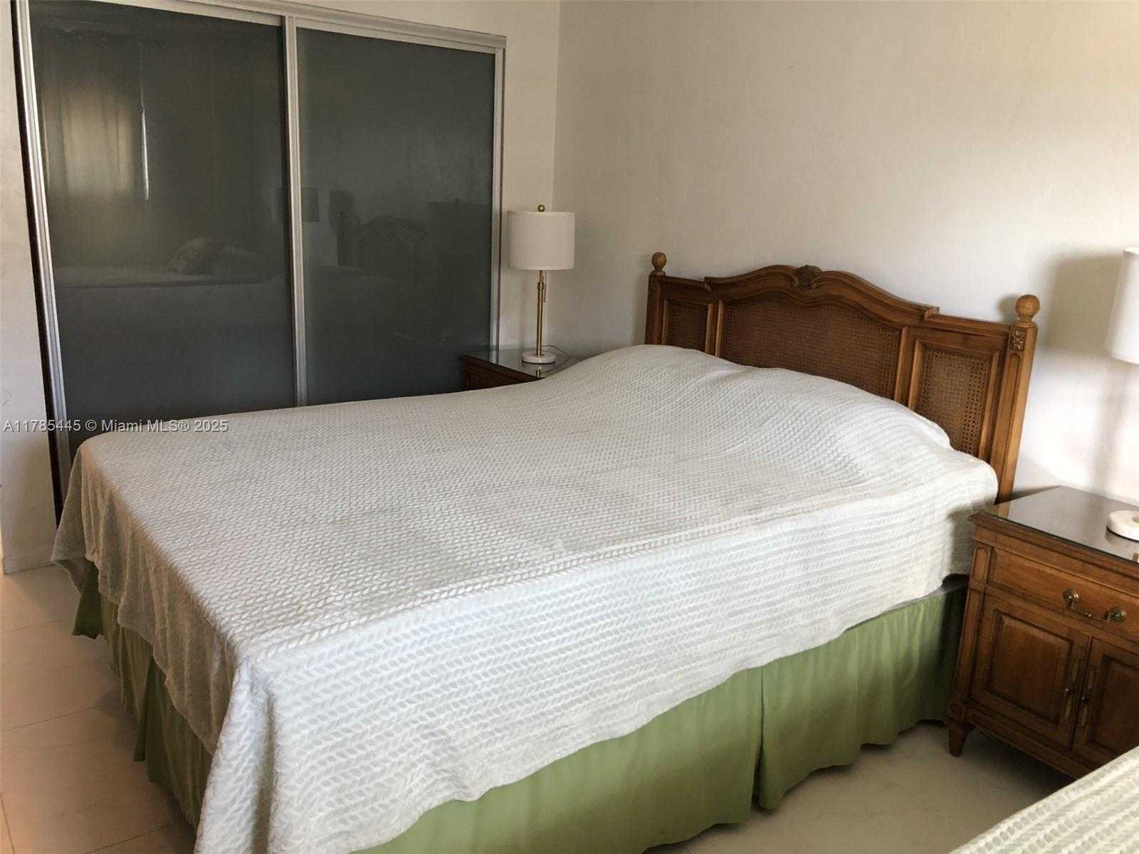 Small Image of 9273 COLLINS AVE #1104, Surfside Number 10