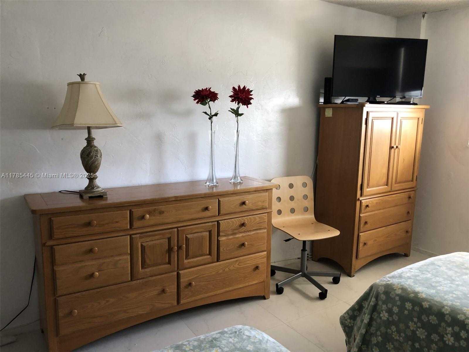 Small Image of 9273 COLLINS AVE #1104, Surfside Number 13