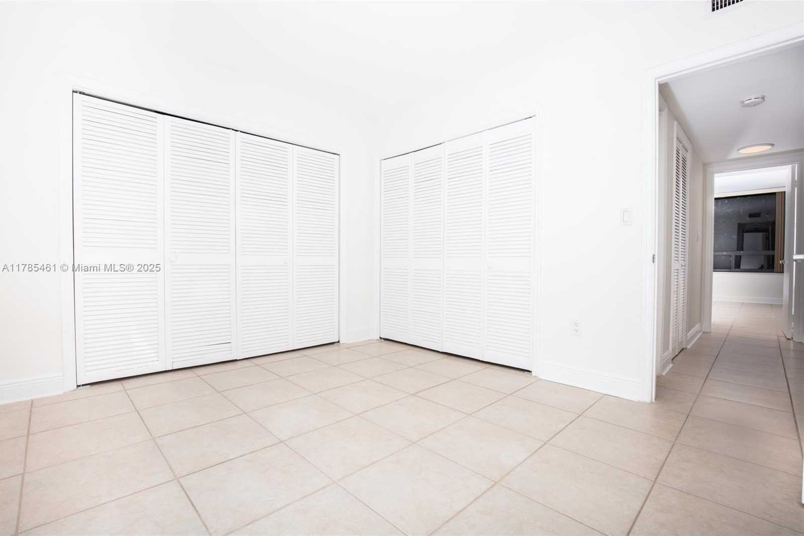 Small Image of 21085 NORTH EAST 34TH AVE #302-1, Aventura Number 11