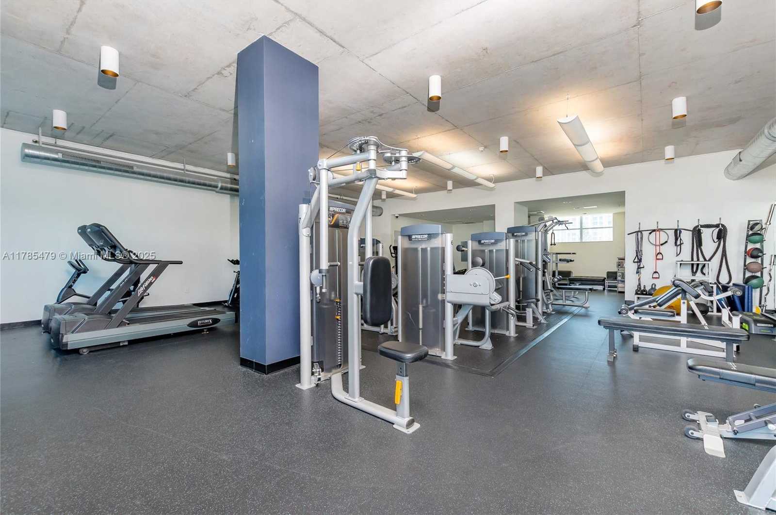 Small Image of 7934 WEST DR #1101, North Bay Village Number 33
