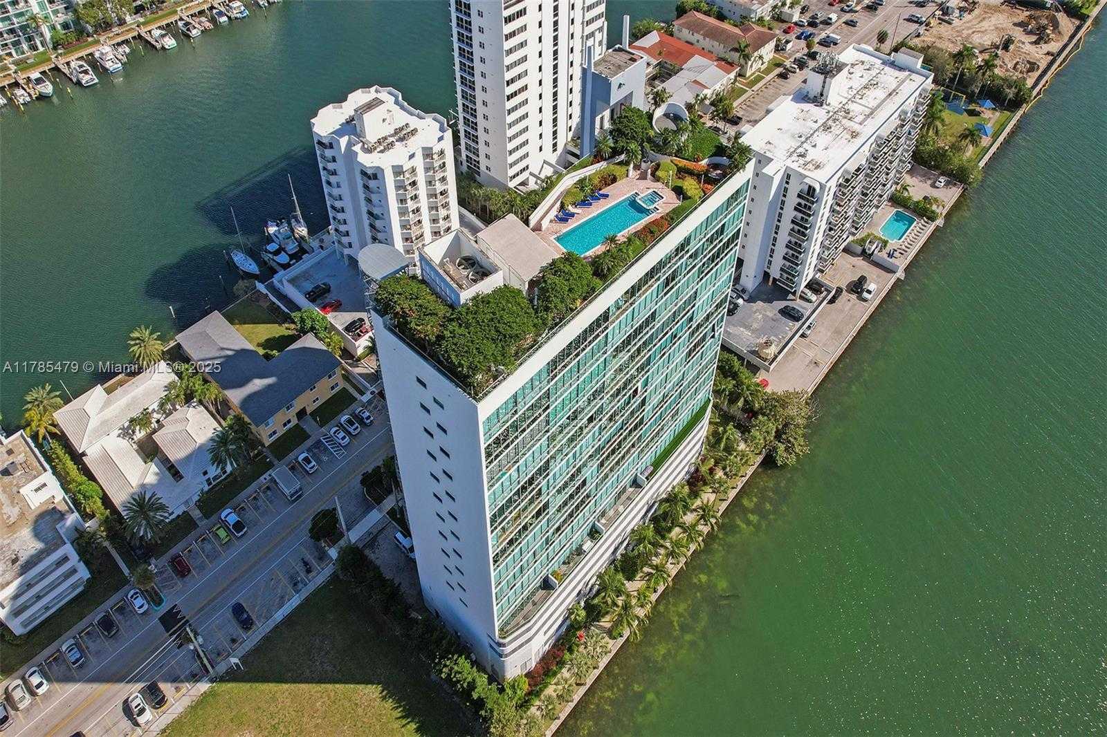 Small Image of 7934 WEST DR #1101, North Bay Village Number 40