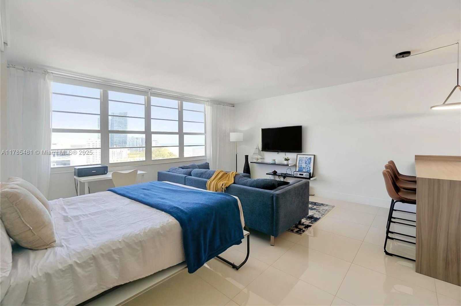 Small Image of 100 LINCOLN RD #1539, Miami Beach Number 4