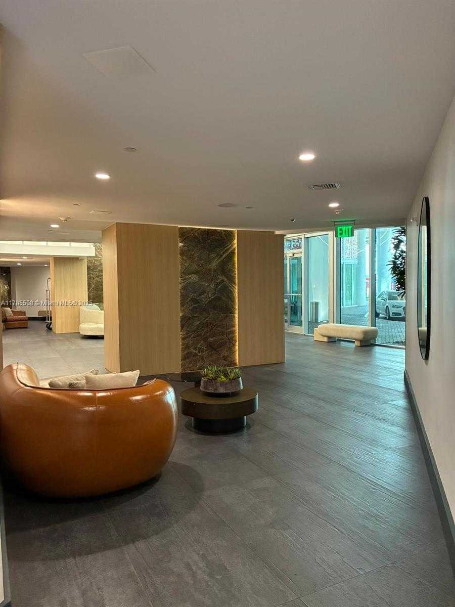 Small Image of 90 SOUTH WEST 3RD ST #1508, Miami Number 31
