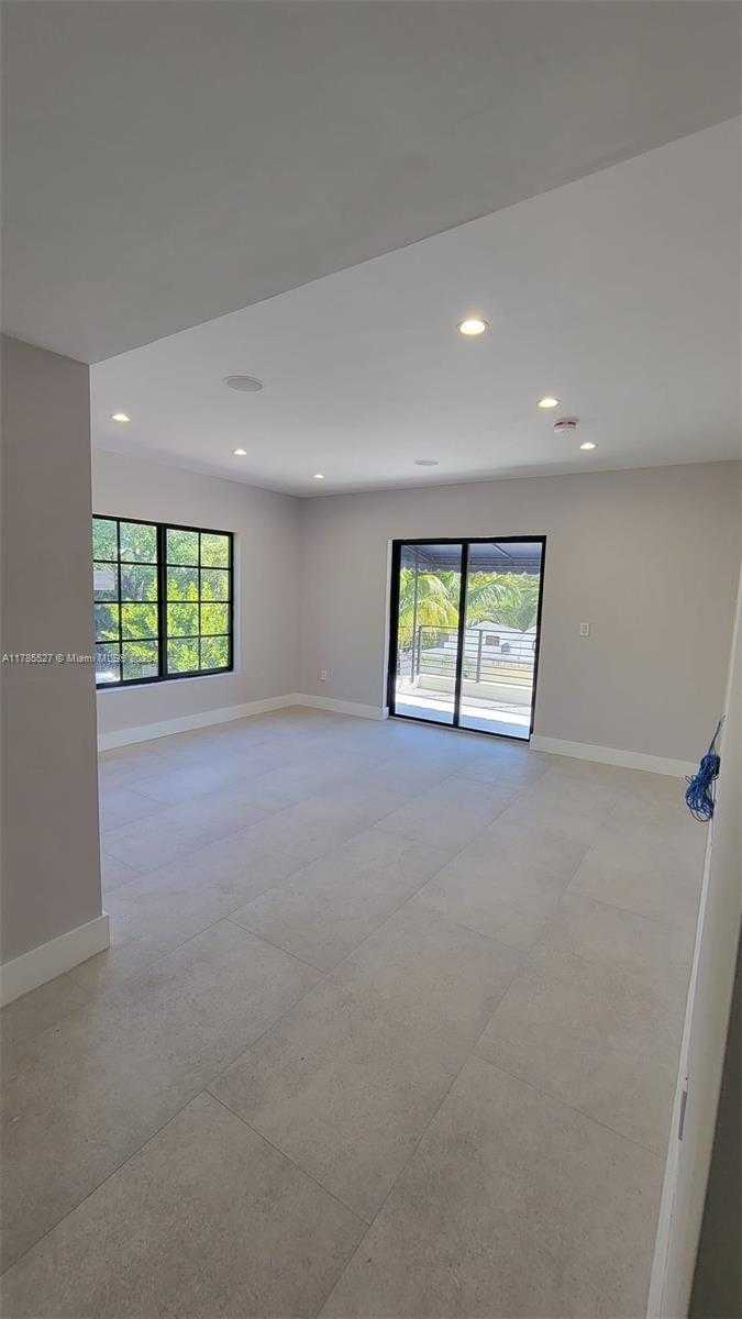 Small Image of 1746 SOUTH WEST 12TH ST #1746, Miami Number 11