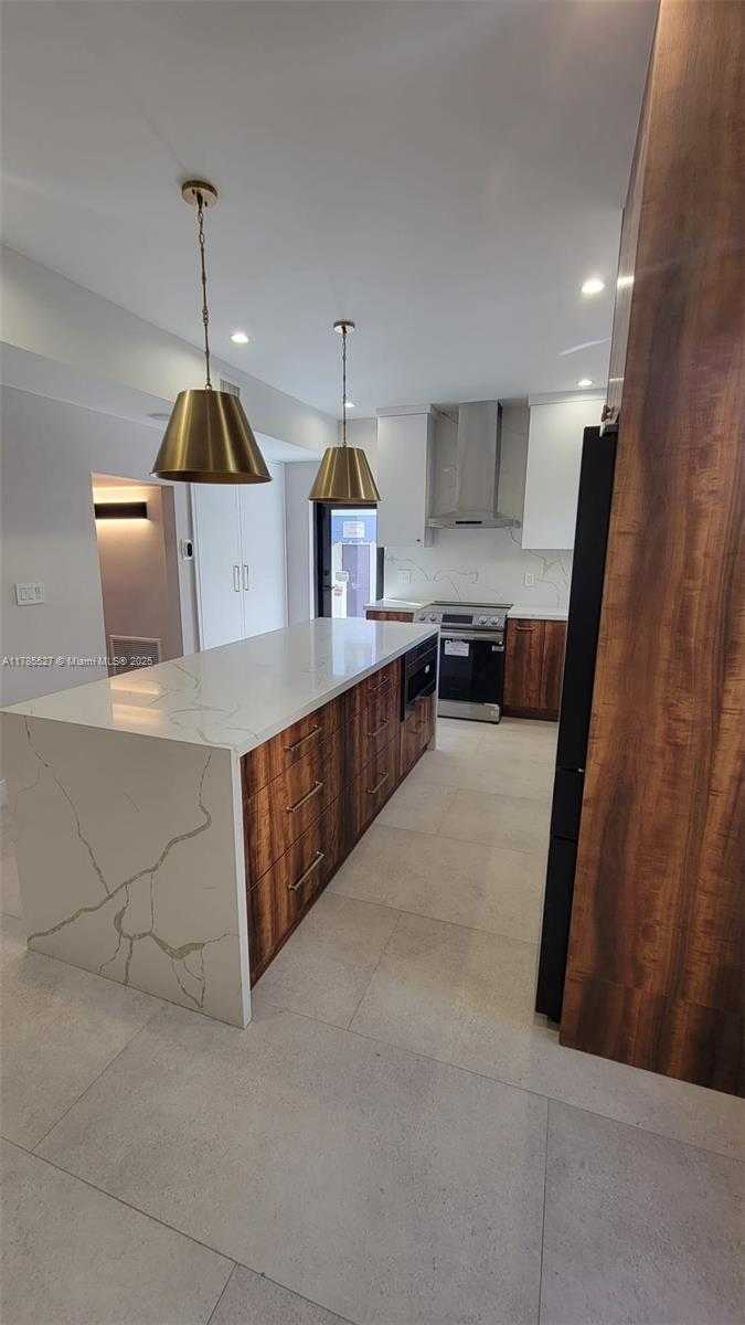 Small Image of 1746 SOUTH WEST 12TH ST #1746, Miami Number 5