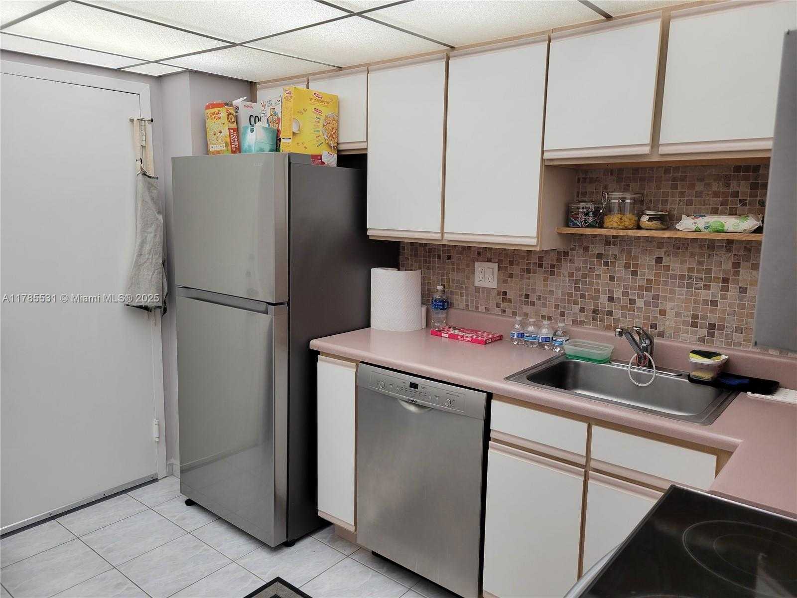 Small Image of 251 174TH ST #1208, Sunny Isles Beach Number 4
