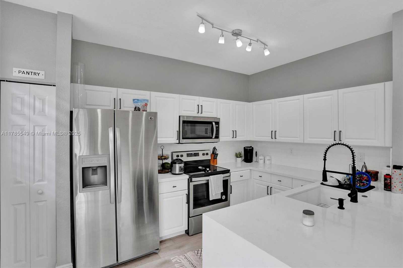 Small Image of 13264 SOUTH WEST 128TH PATH, Miami Number 12