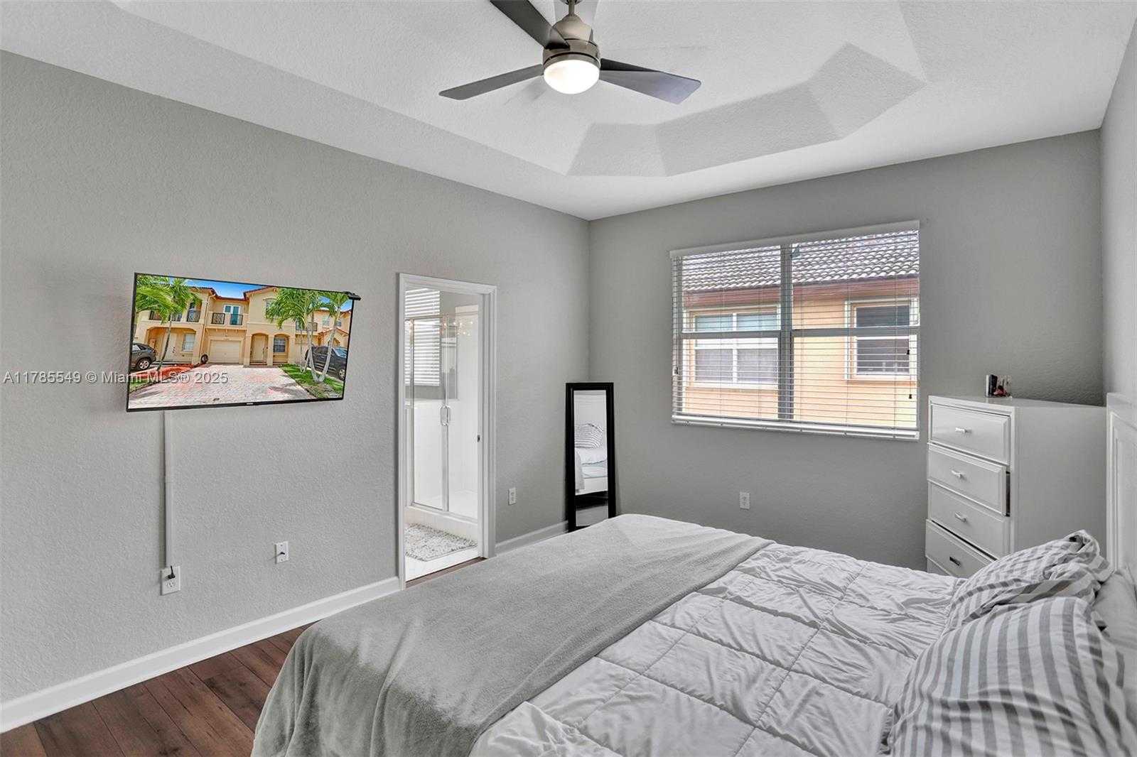 Small Image of 13264 SOUTH WEST 128TH PATH, Miami Number 28