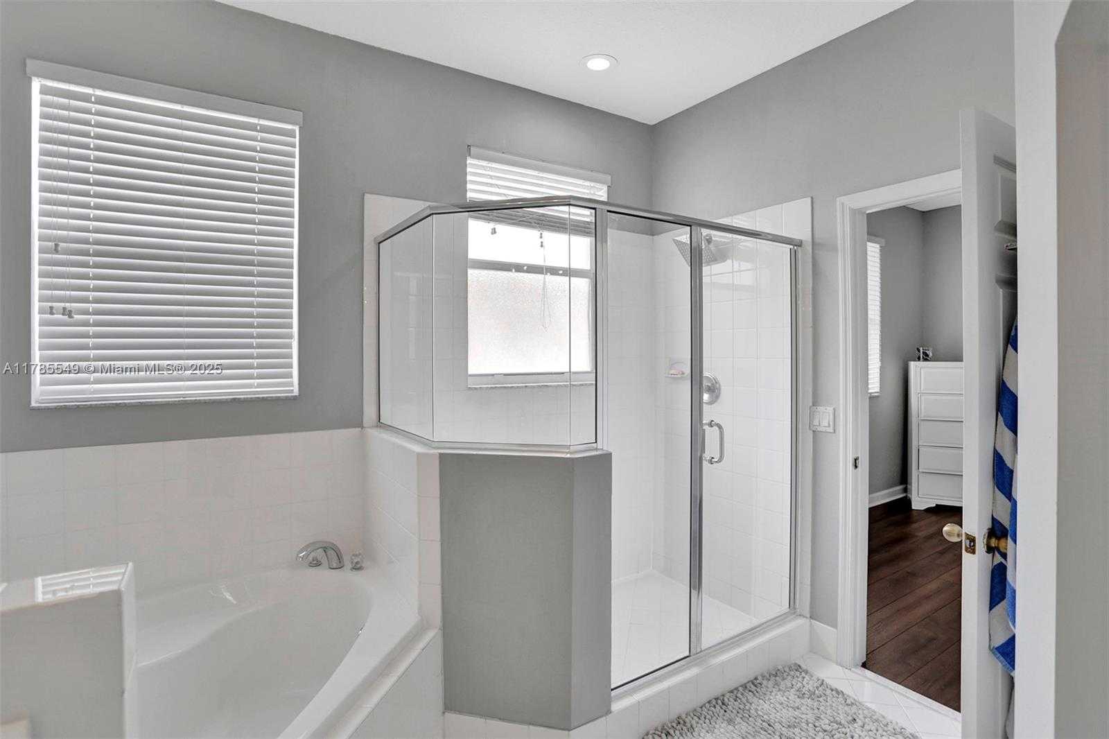 Small Image of 13264 SOUTH WEST 128TH PATH, Miami Number 33