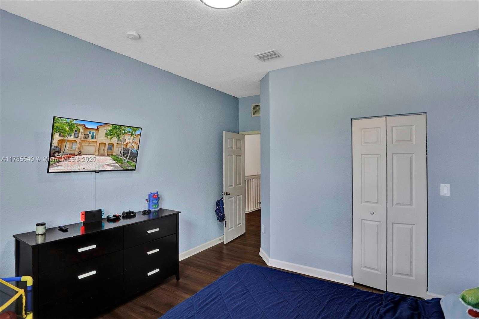 Small Image of 13264 SOUTH WEST 128TH PATH, Miami Number 39