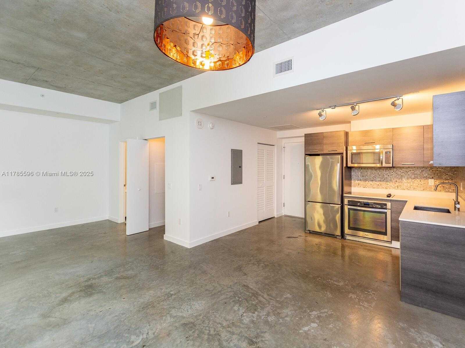 Small Image of 151 SOUTH EAST 1ST ST #805, Miami Number 11