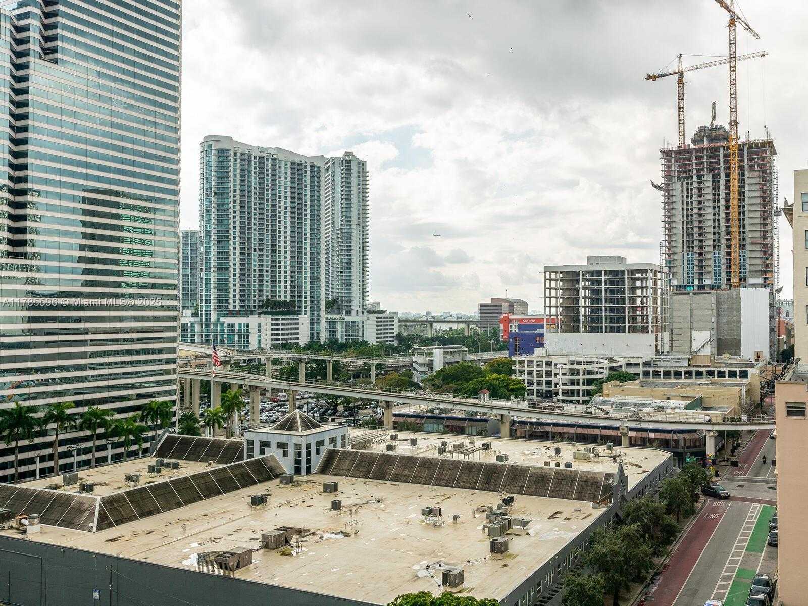 Small Image of 151 SOUTH EAST 1ST ST #805, Miami Number 27