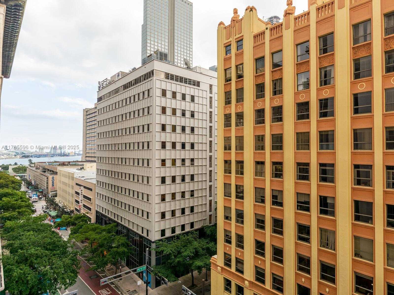 Small Image of 151 SOUTH EAST 1ST ST #805, Miami Number 28