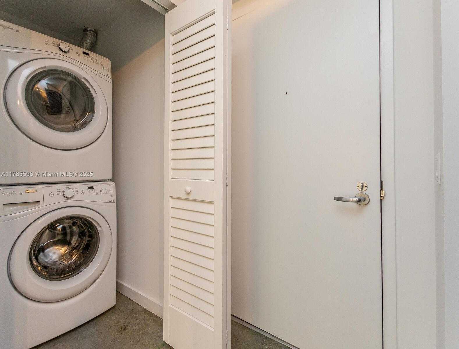 Small Image of 151 SOUTH EAST 1ST ST #805, Miami Number 31