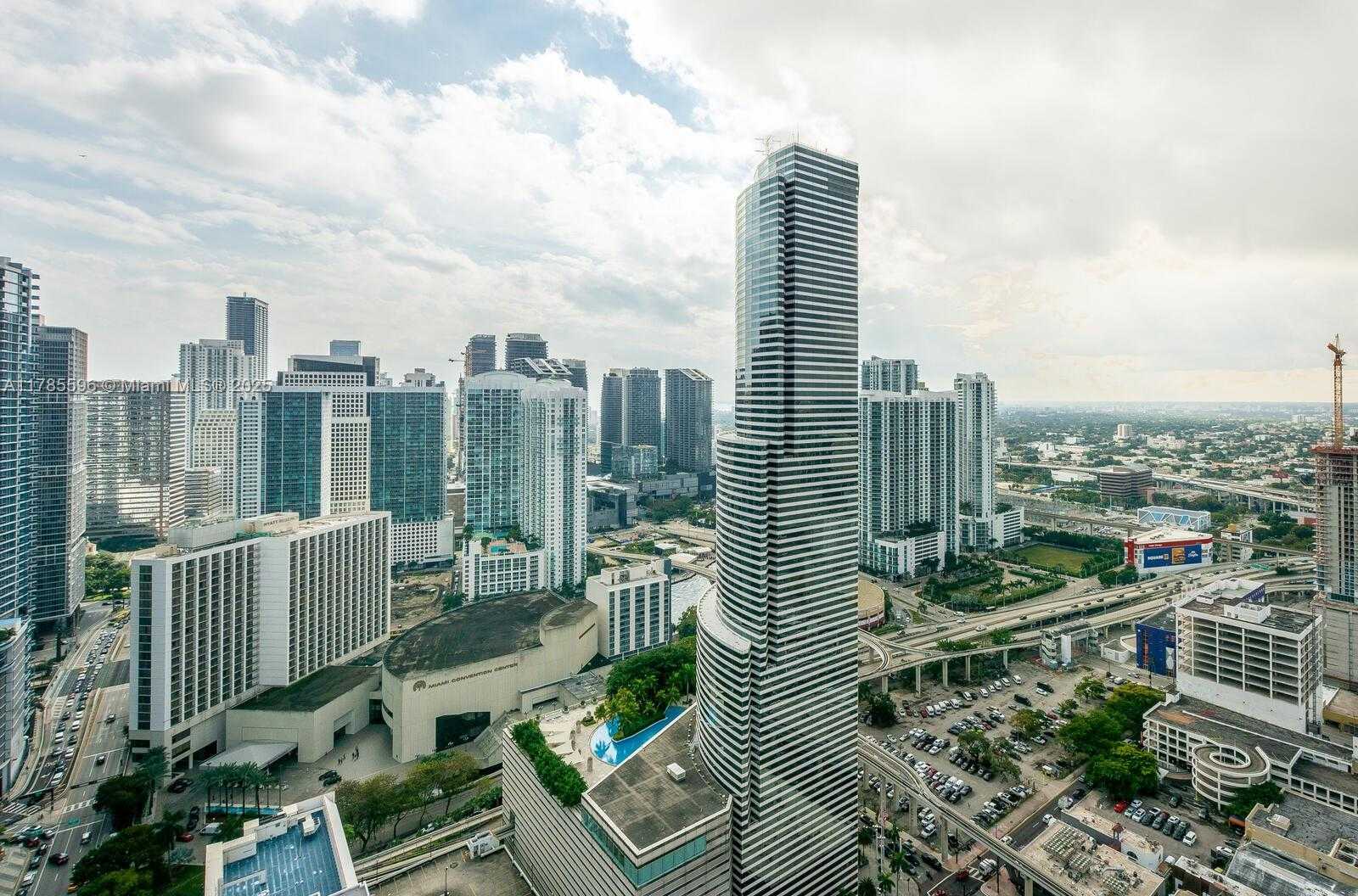 Small Image of 151 SOUTH EAST 1ST ST #805, Miami Number 42