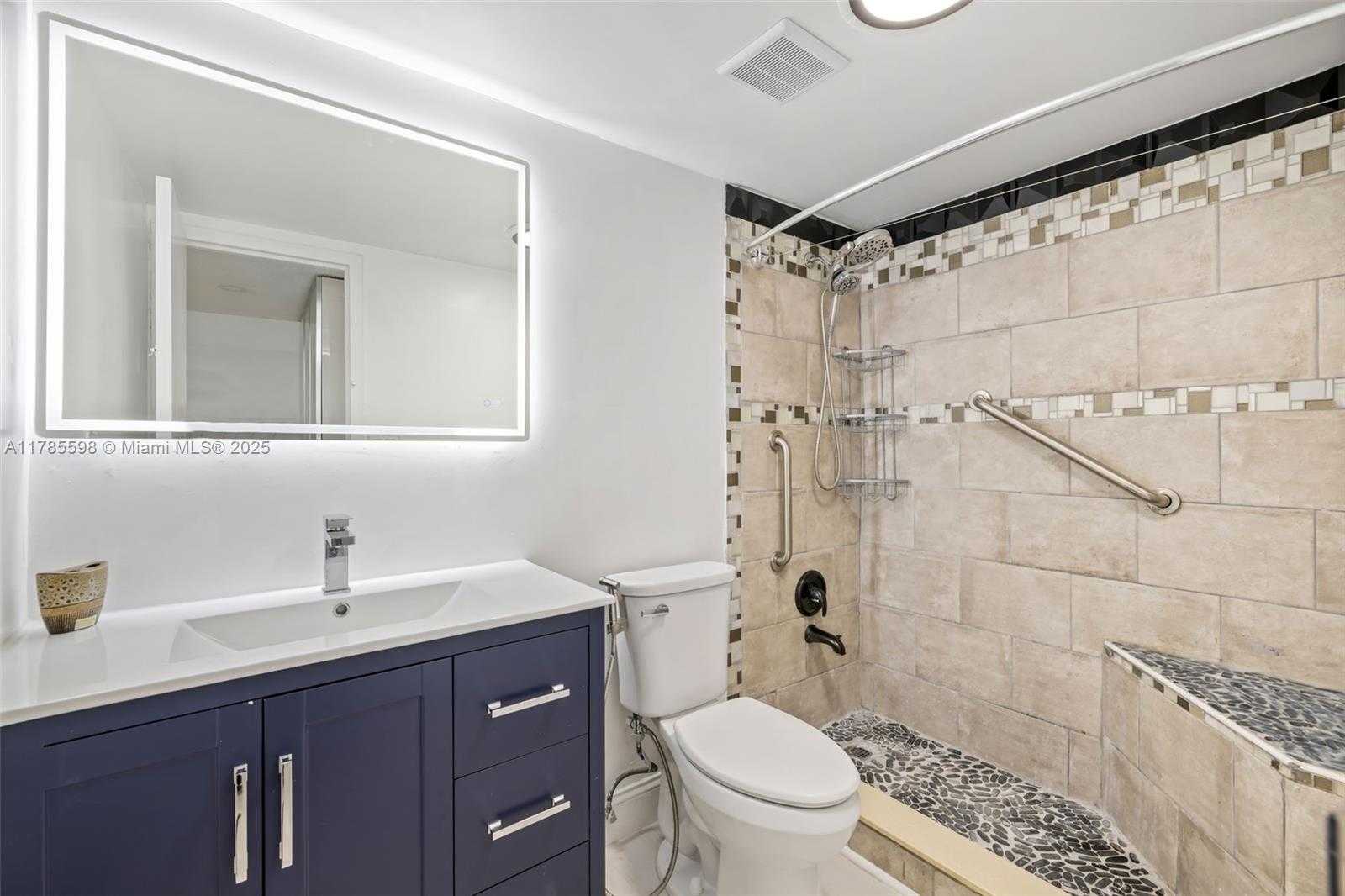 Small Image of 200 172ND ST #103, Sunny Isles Beach Number 16