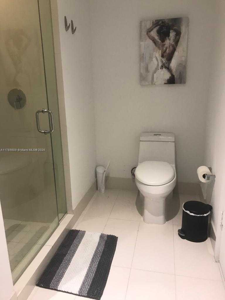 Small Image of 121 NORTH EAST 34TH ST #1611, Miami Number 10