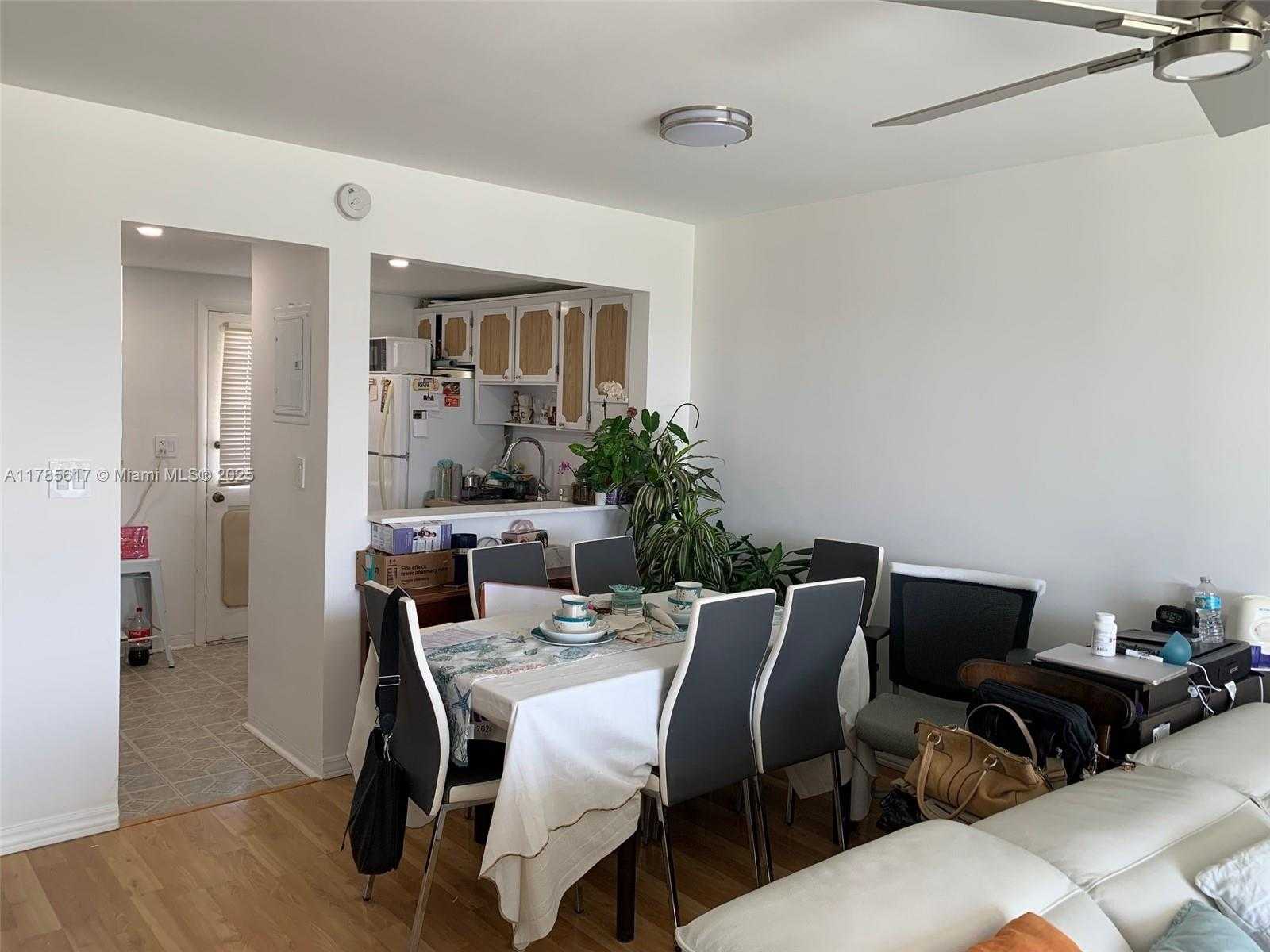 Small Image of 2851 LEONARD DR #J603, Aventura Number 4