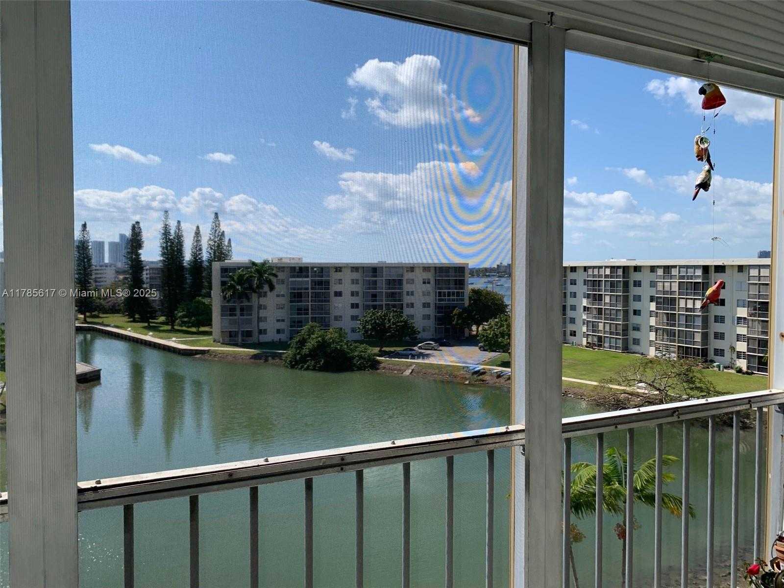 Small Image of 2851 LEONARD DR #J603, Aventura Number 8