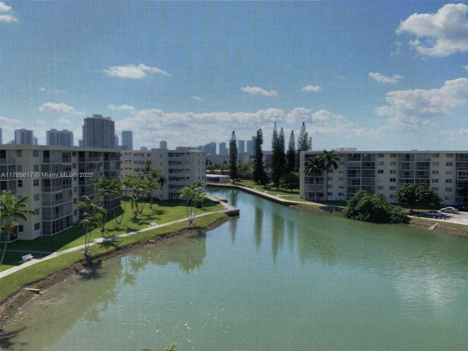 Small Image of 2851 LEONARD DR #J603, Aventura Number 9