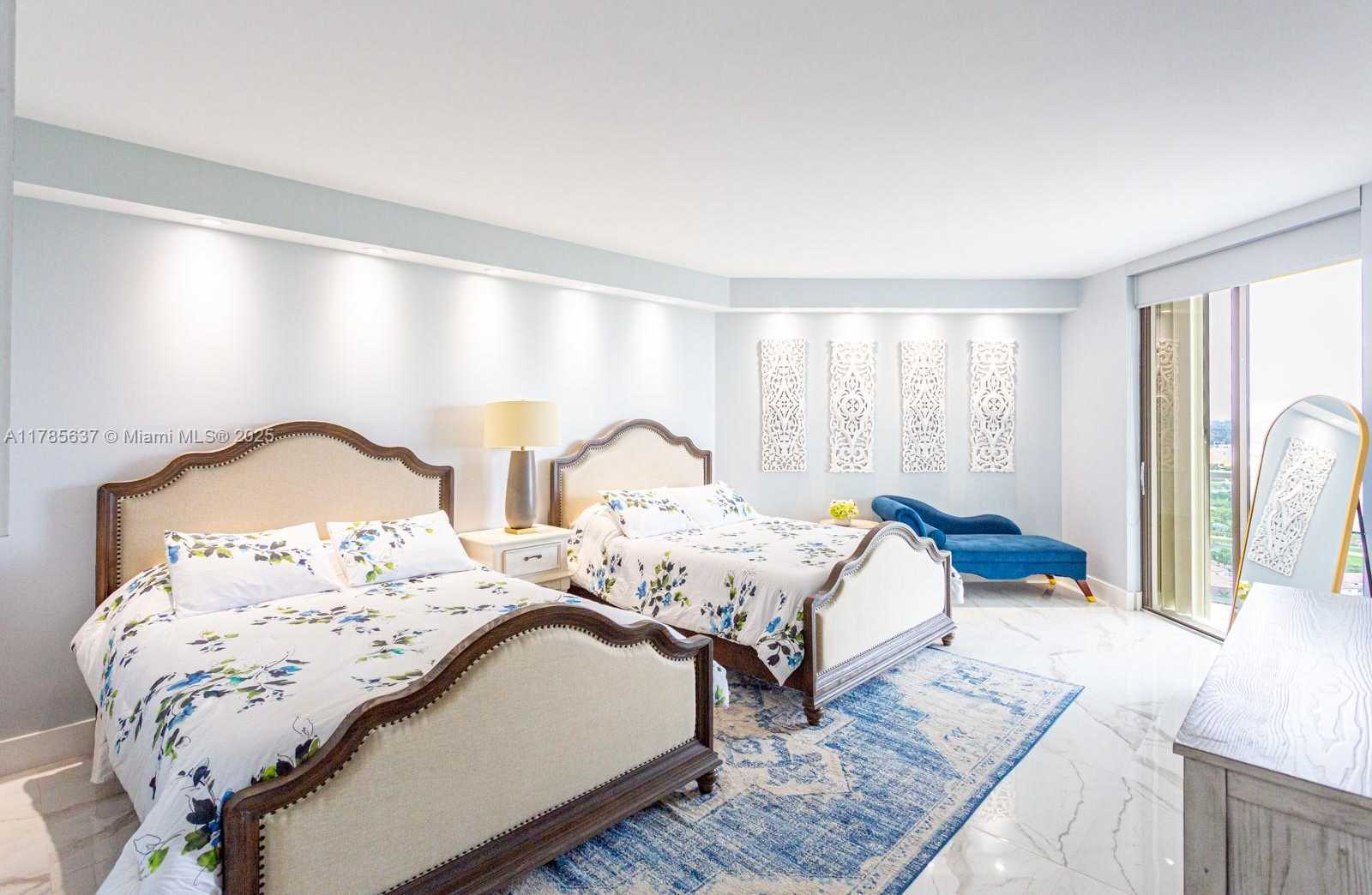 Small Image of 19500 TURNBERRY WAY #PH - C, Aventura Number 16