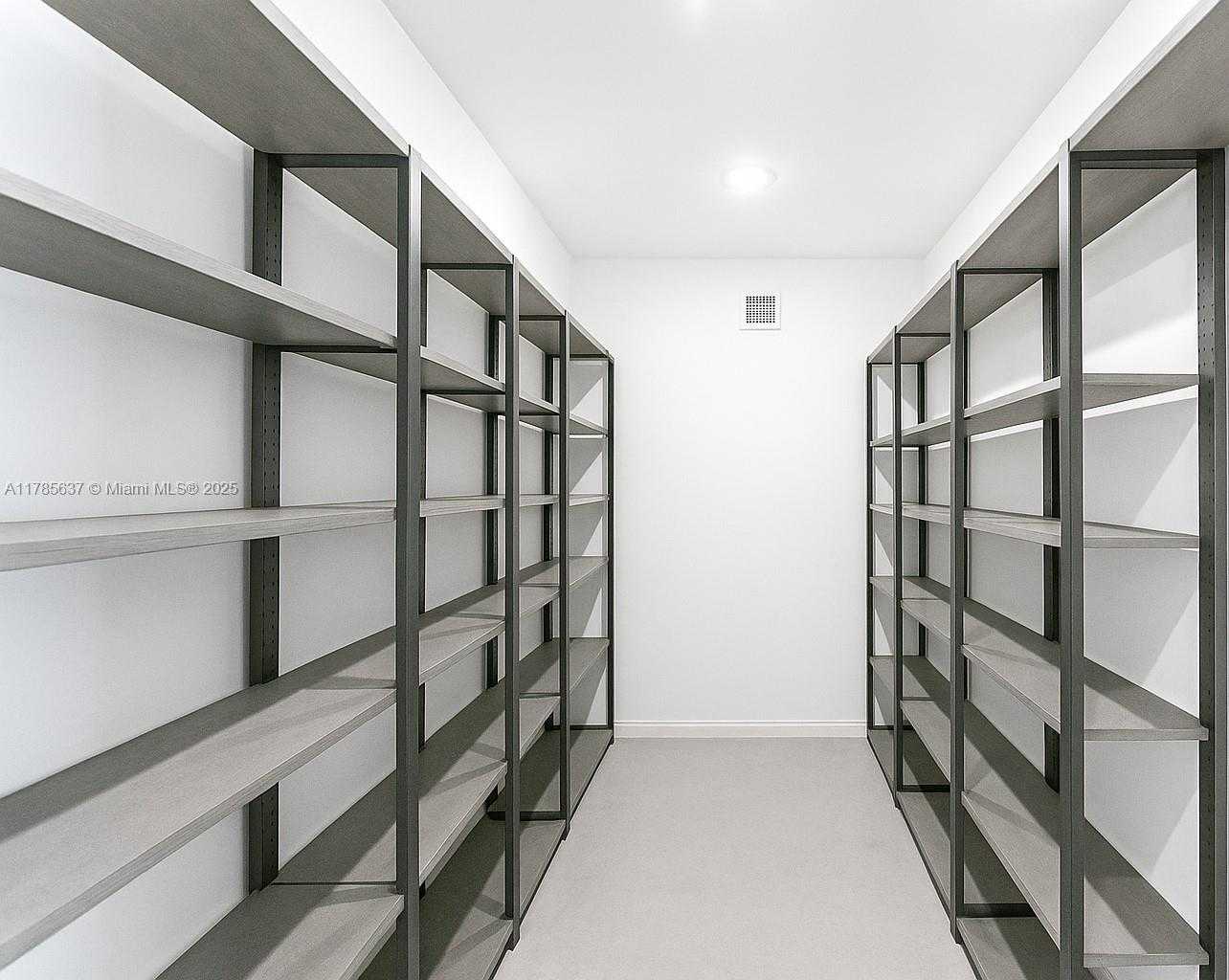 Small Image of 19500 TURNBERRY WAY #PH - C, Aventura Number 19