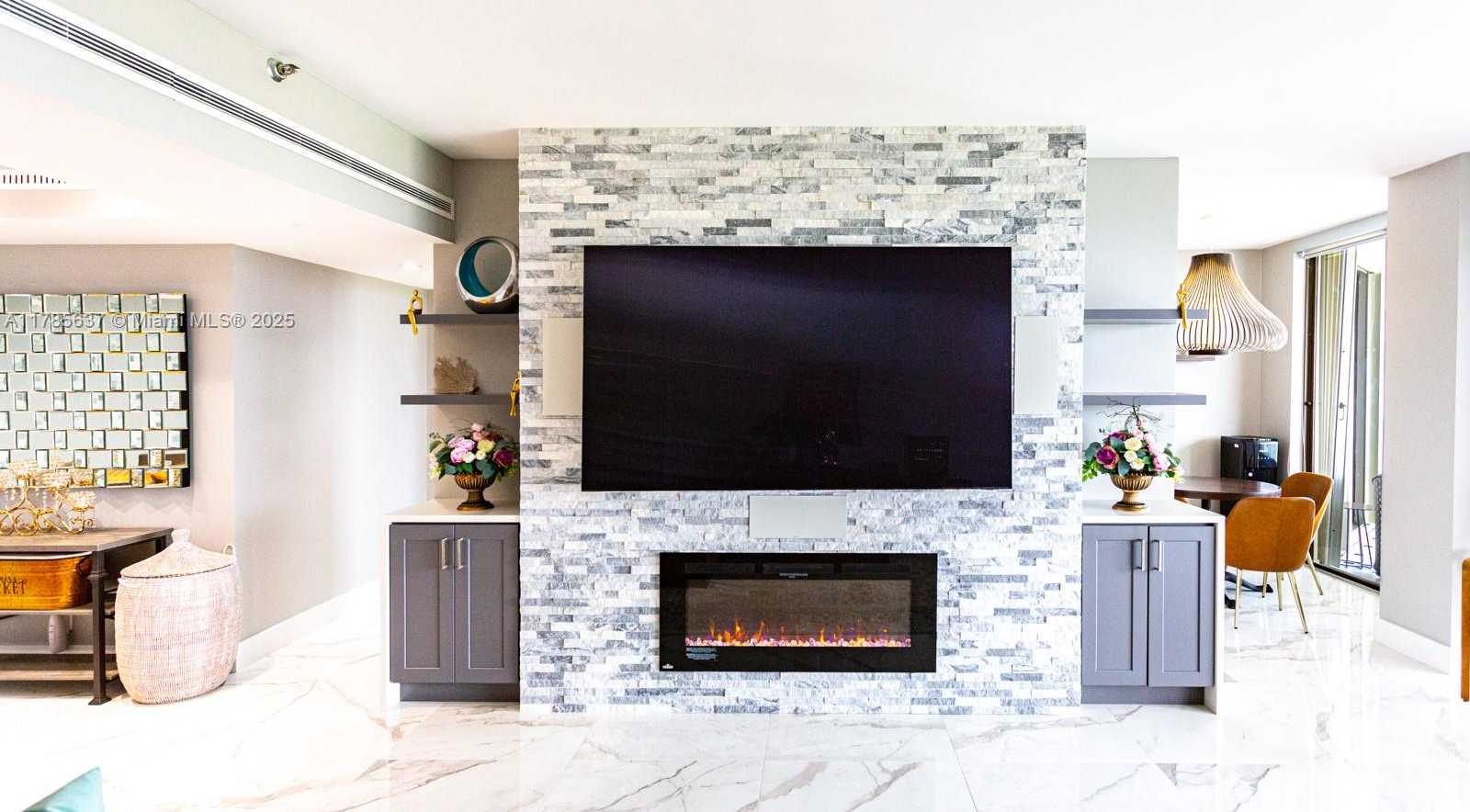 Small Image of 19500 TURNBERRY WAY #PH - C, Aventura Number 8