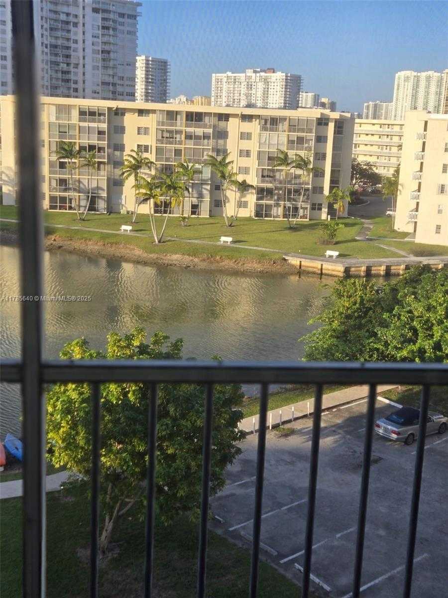 Small Image of 2903 POINT EAST DR #K611, Aventura Number 10