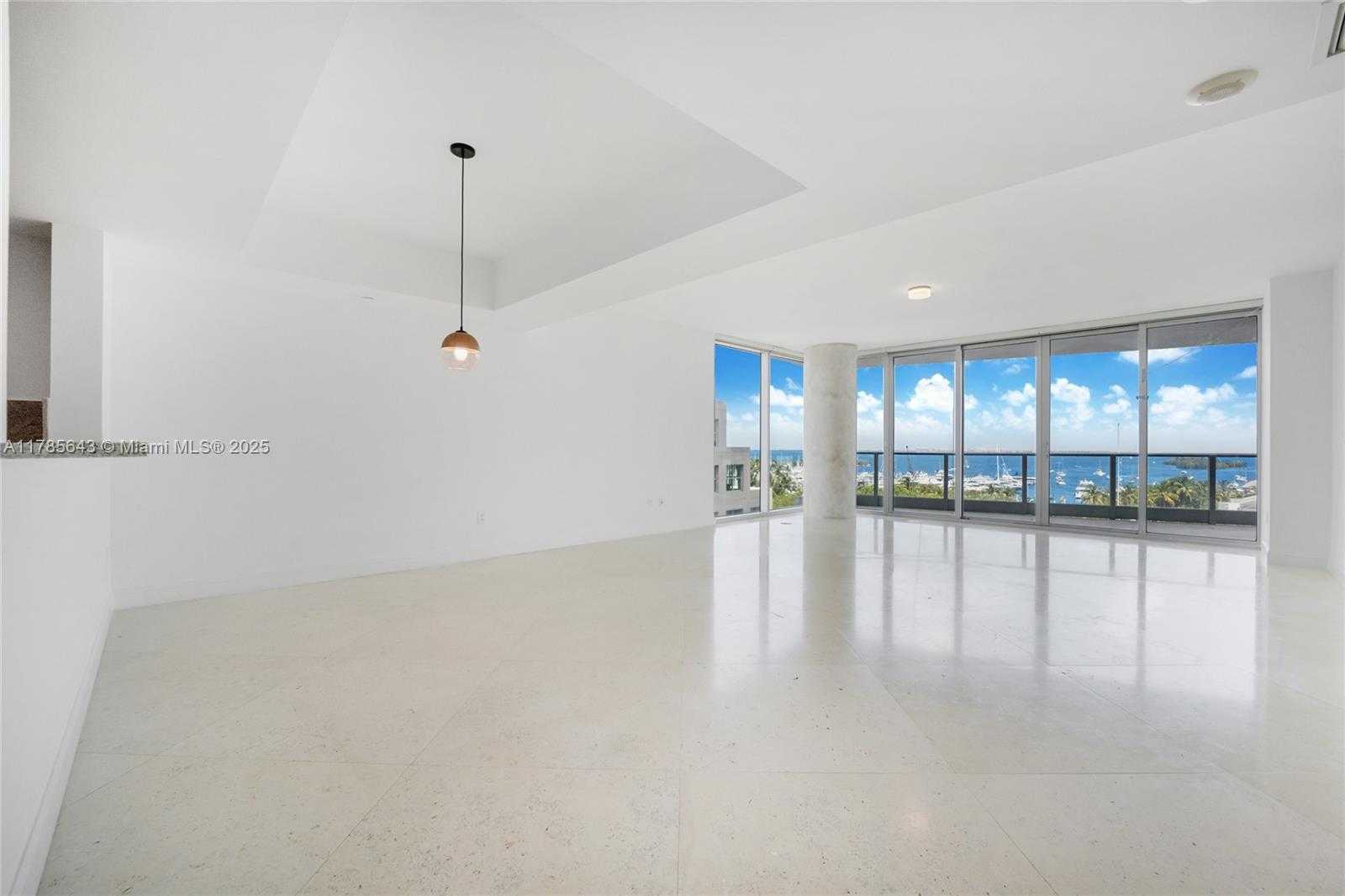 Small Image of 2627 SOUTH BAYSHORE DR #801, Miami Number 3