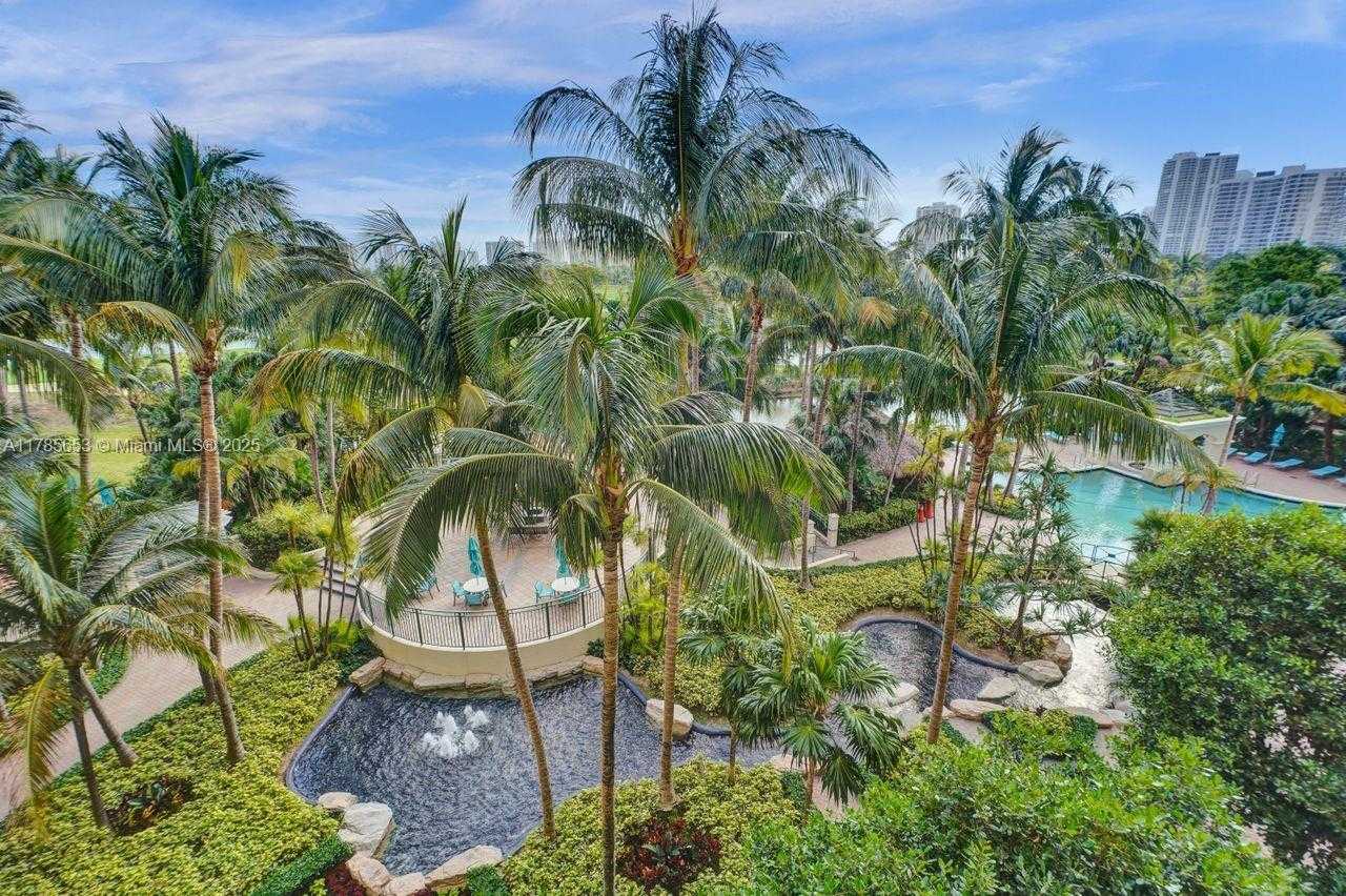 Small Image of 19501 WEST COUNTRY CLUB DR #402, Aventura Number 23
