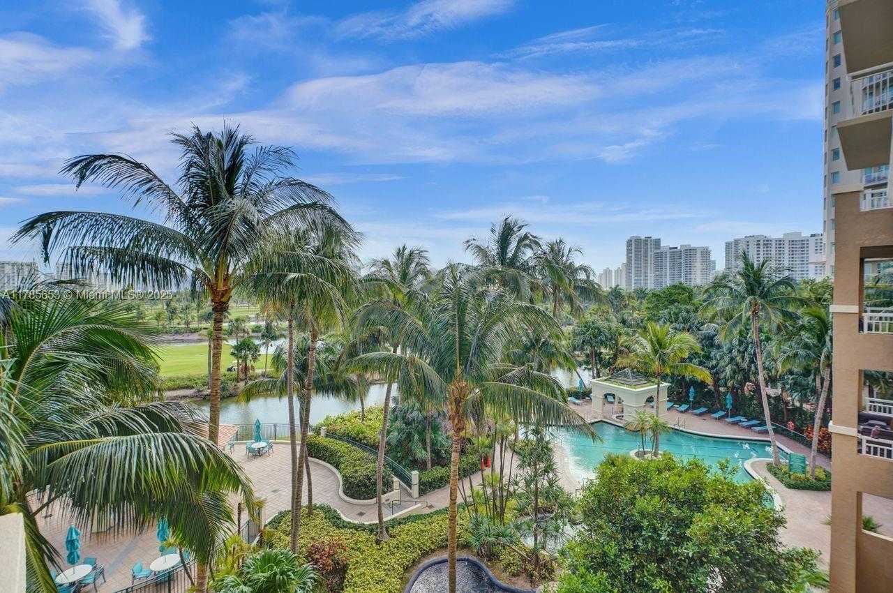 Small Image of 19501 WEST COUNTRY CLUB DR #402, Aventura Number 24