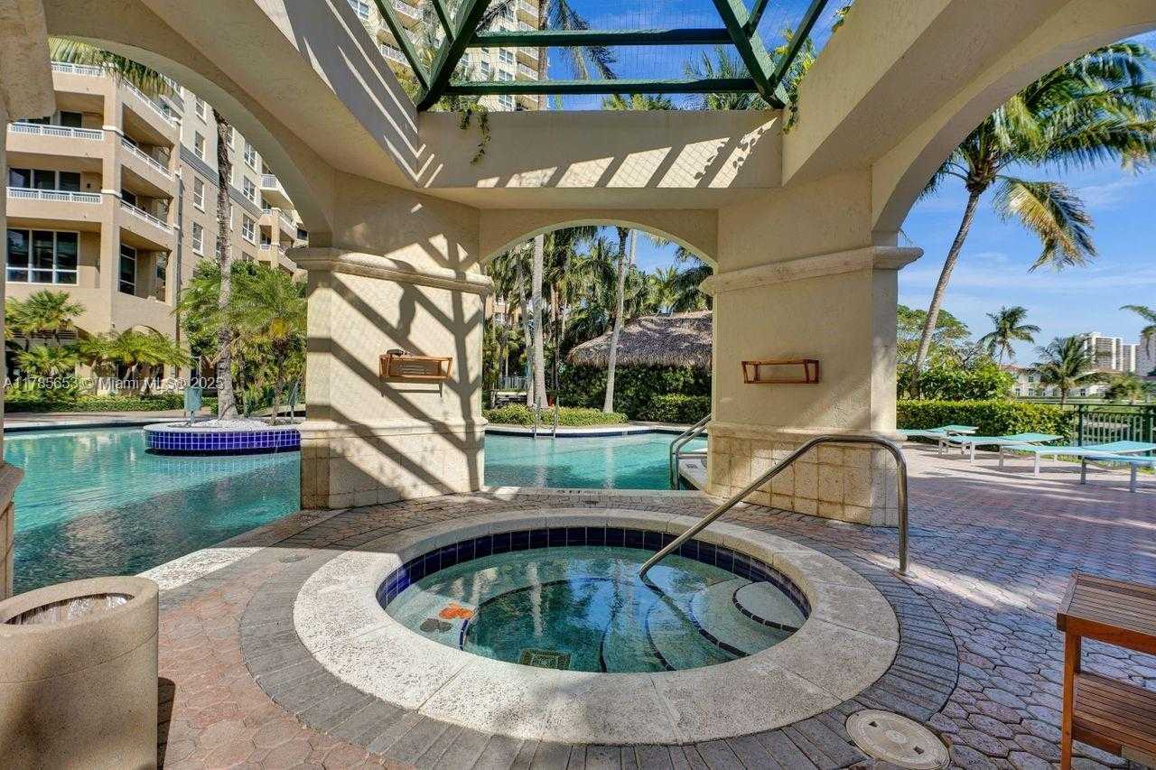 Small Image of 19501 WEST COUNTRY CLUB DR #402, Aventura Number 43