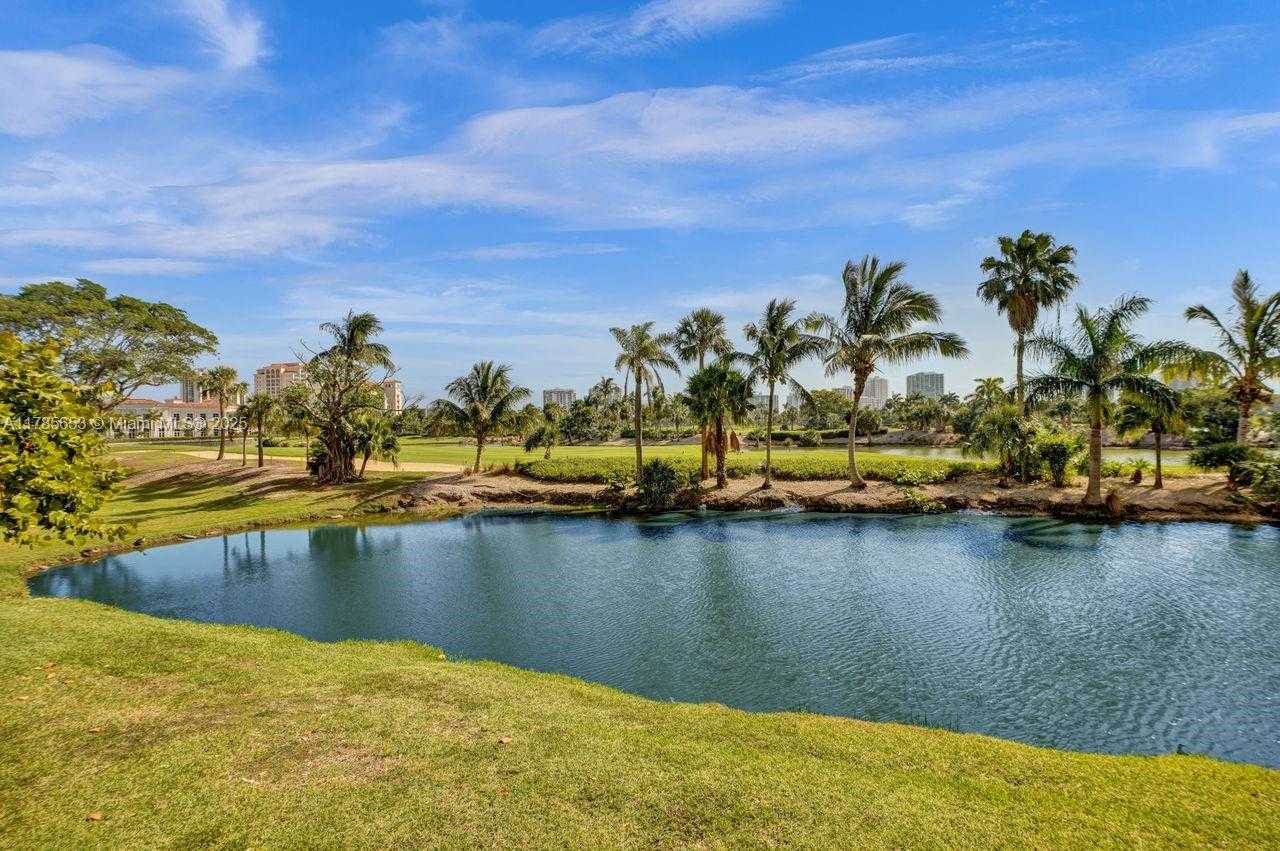 Small Image of 19501 WEST COUNTRY CLUB DR #402, Aventura Number 48