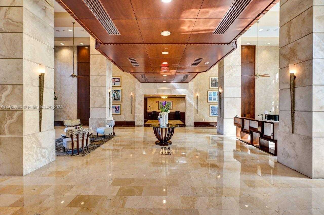 Small Image of 19501 WEST COUNTRY CLUB DR #402, Aventura Number 61