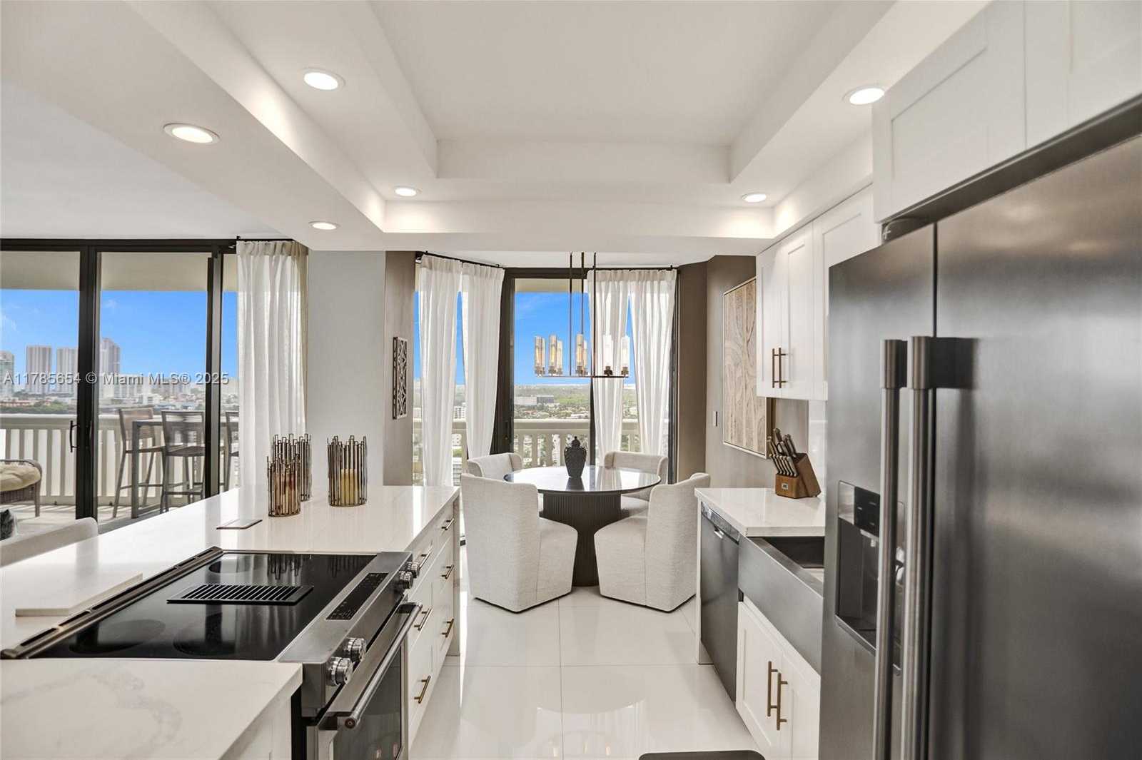 Small Image of 2000 ISLAND BLVD #2008, Aventura Number 13