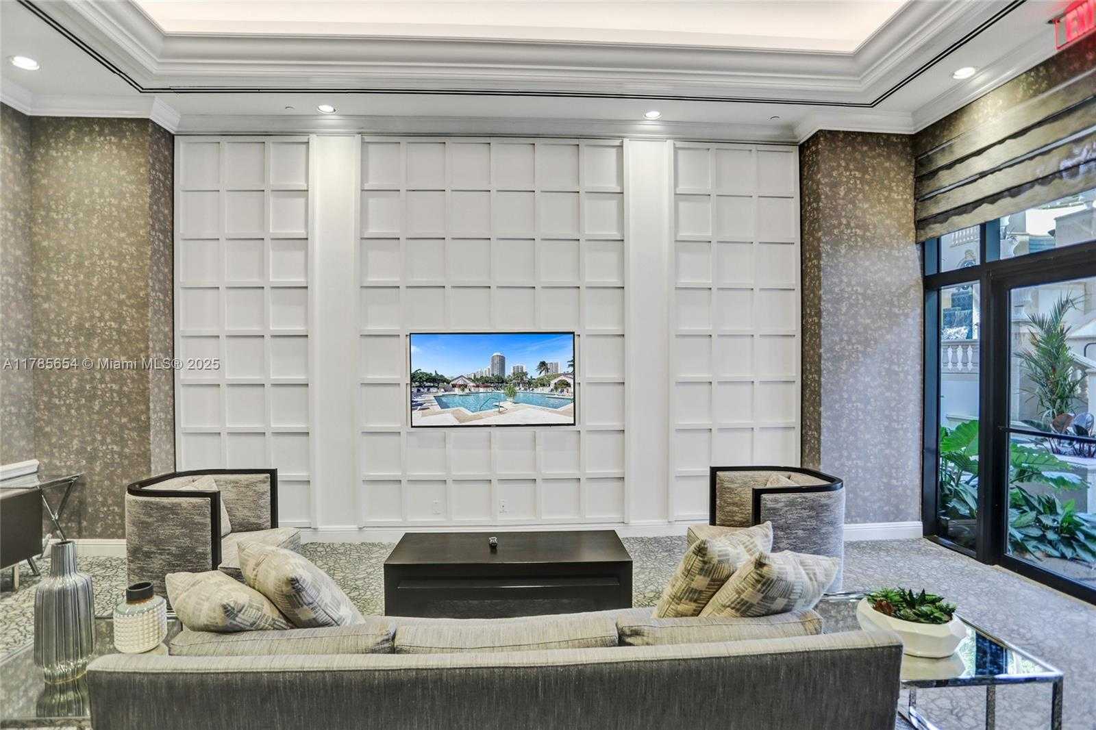 Small Image of 2000 ISLAND BLVD #2008, Aventura Number 49