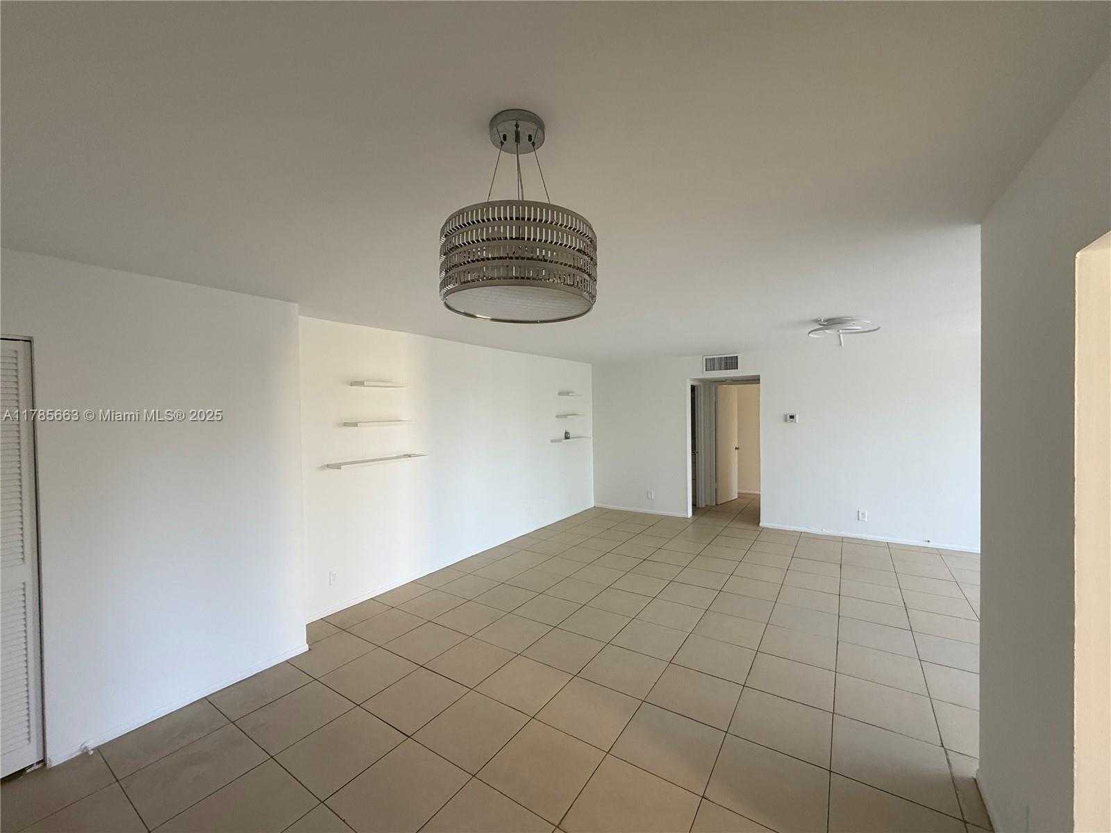 Small Image of 952 NORTH EAST 199TH ST #4K, Miami Number 7