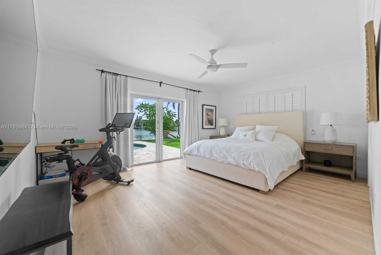 Small Image of 275 NORTH SHORE DR, Miami Beach Number 18