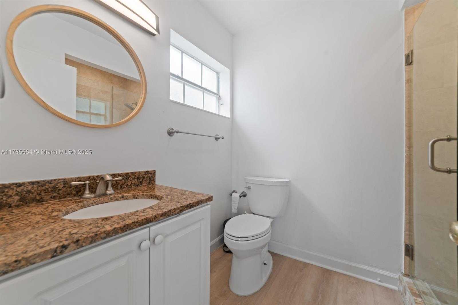 Small Image of 275 NORTH SHORE DR, Miami Beach Number 20