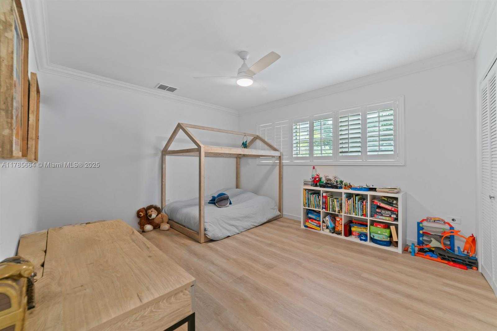 Small Image of 275 NORTH SHORE DR, Miami Beach Number 21