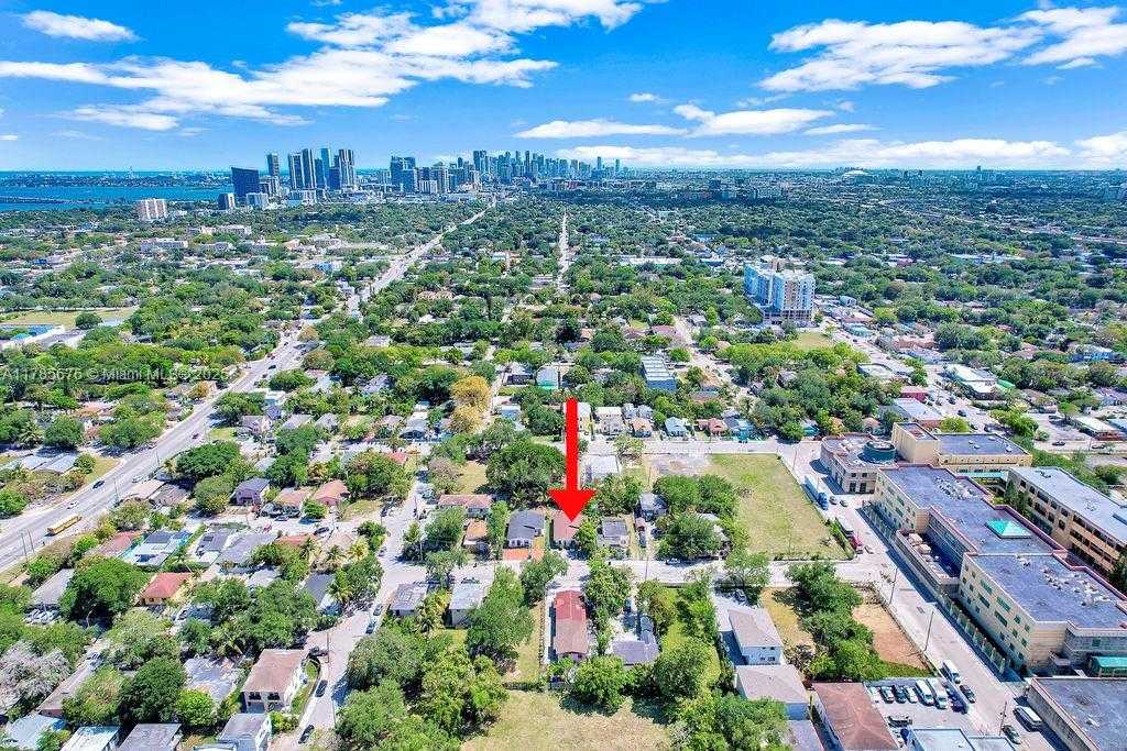 Imagen de Pequeño Objeto