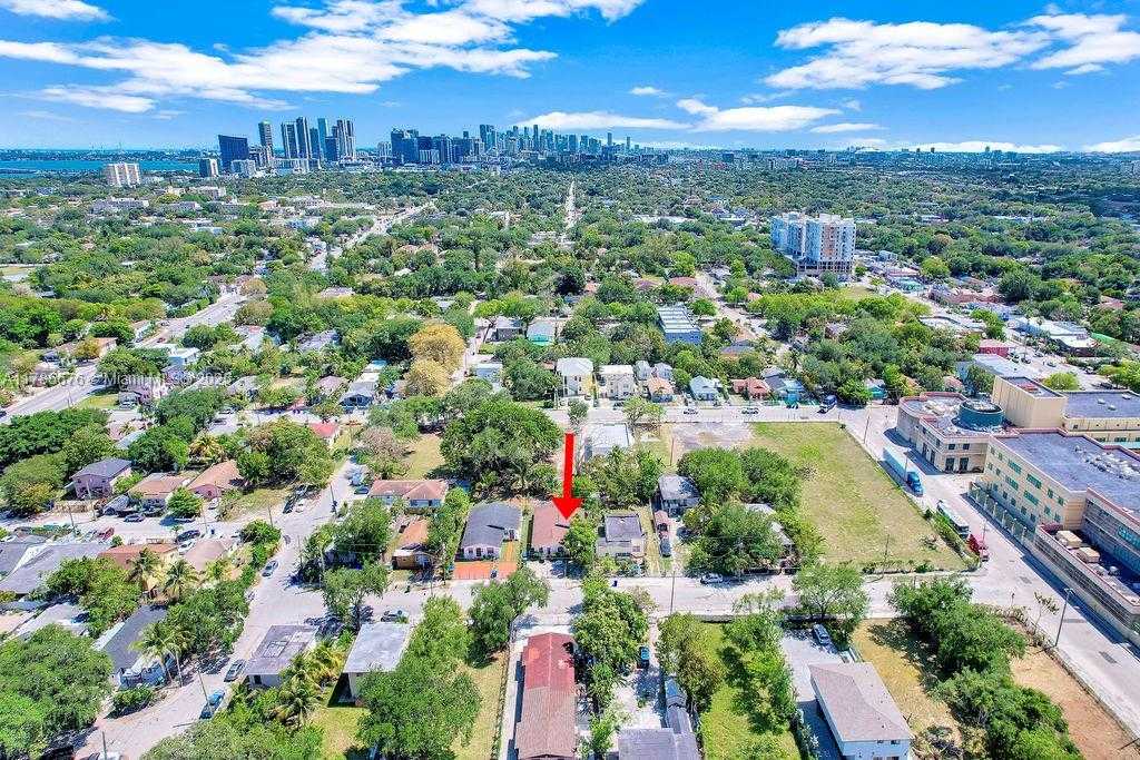 Imagen de Pequeño Objeto