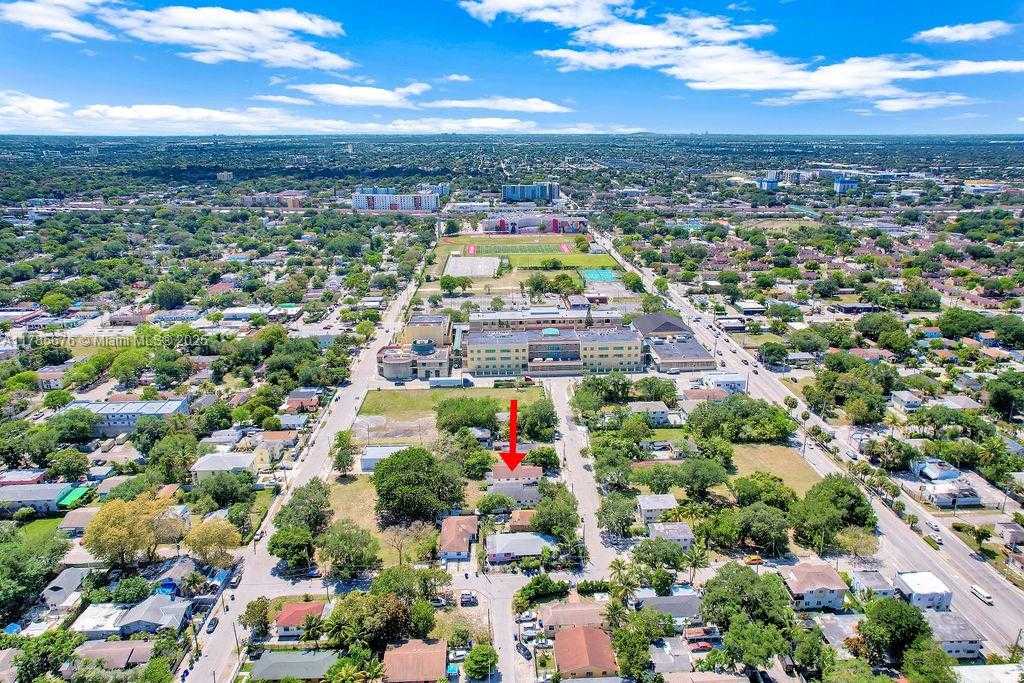 Imagen de Pequeño Objeto